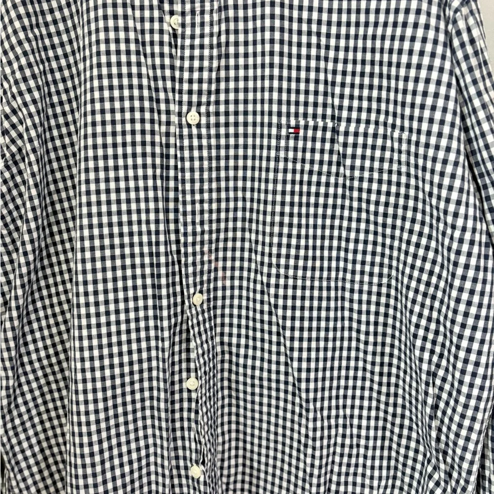 Tommy Hilfiger Men's Black and White Gingham Shirt - Picture 2 of 8